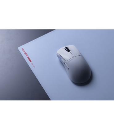 Pulsar souris de jeu Xlite V3 - Propulsez votre jeu à un nouveau niveau supérieur