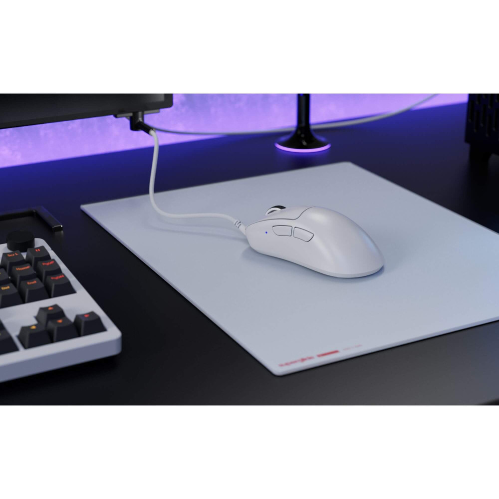 Pulsar souris de jeu filaire Xlite – ergonomique, ultra-légère et précise pour les joueurs professionnels