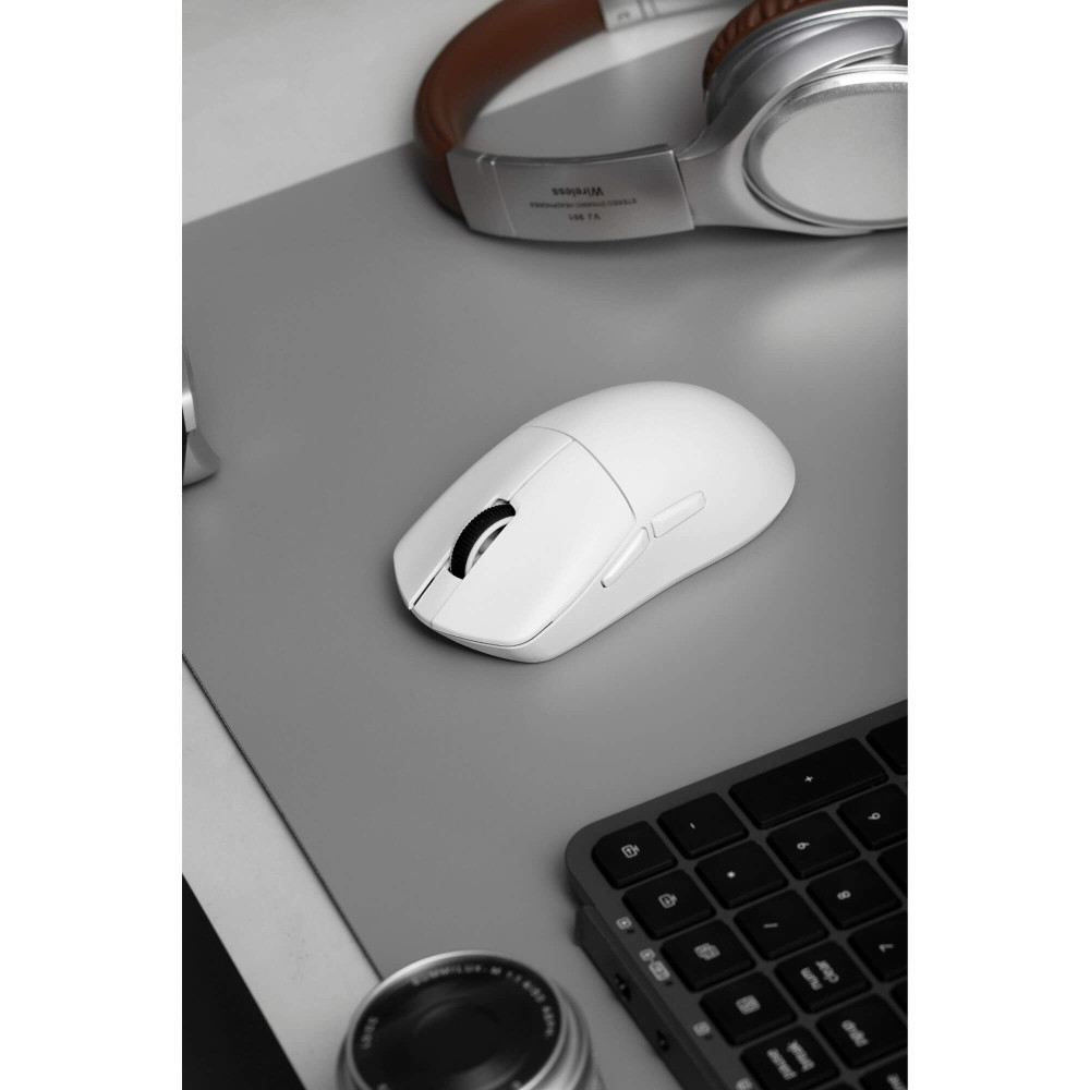 Souris de jeu sans fil Lemokey G1 – Ultralégère et taux d’interrogation de 8000 Hz
