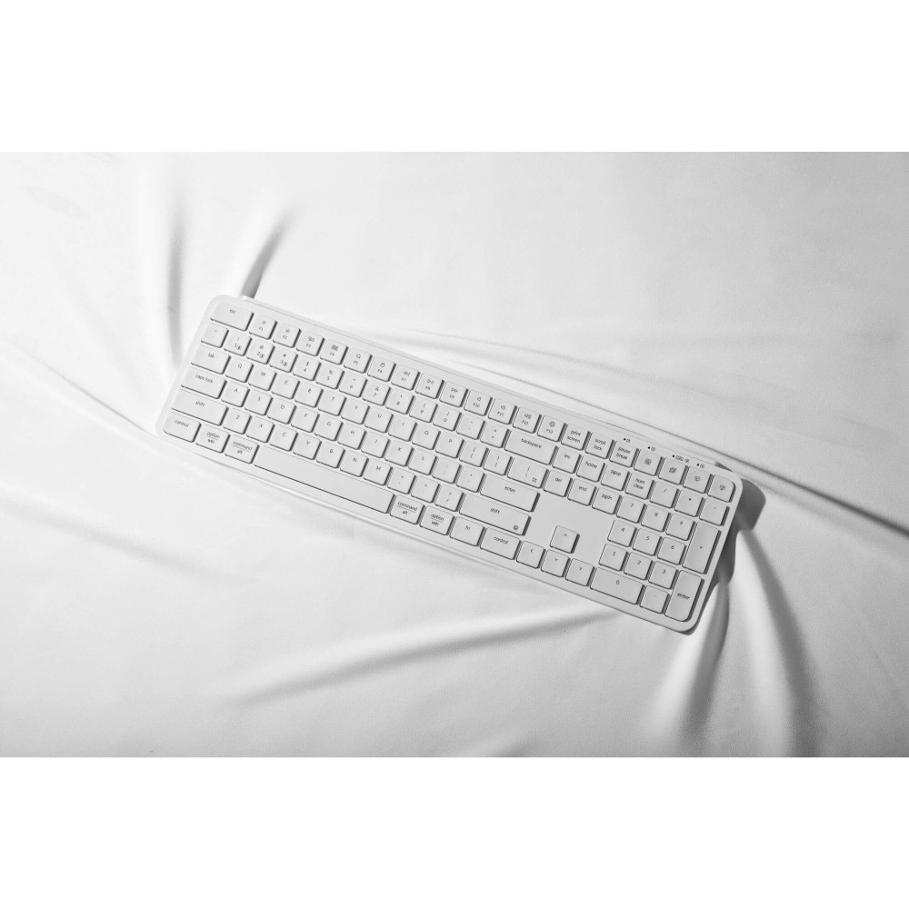 Keychron B6 Pro – Ultra-Lightweight Wireless Keyboard with Long Battery Life