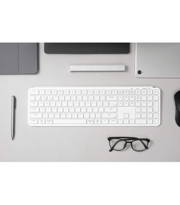 Keychron B6 Pro – Ultra-Lightweight Wireless Keyboard with Long Battery Life