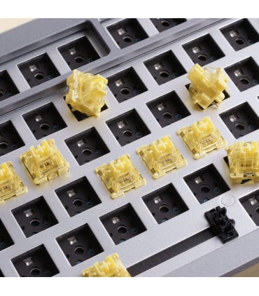 Akko V3 Cream Yellow Pro : Des commutateurs précis et fluides avec un son amélioré