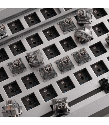 Akko V3 Silver Pro : Commutateur linéaire avec un temps de réponse court