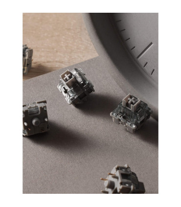 Akko V3 Silver Pro : Commutateur linéaire avec un temps de réponse court