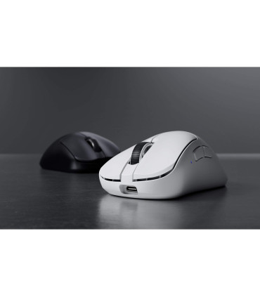 Xlite v4 Gaming-Maus – Präzision, Leichtigkeit und Komfort für Gamer