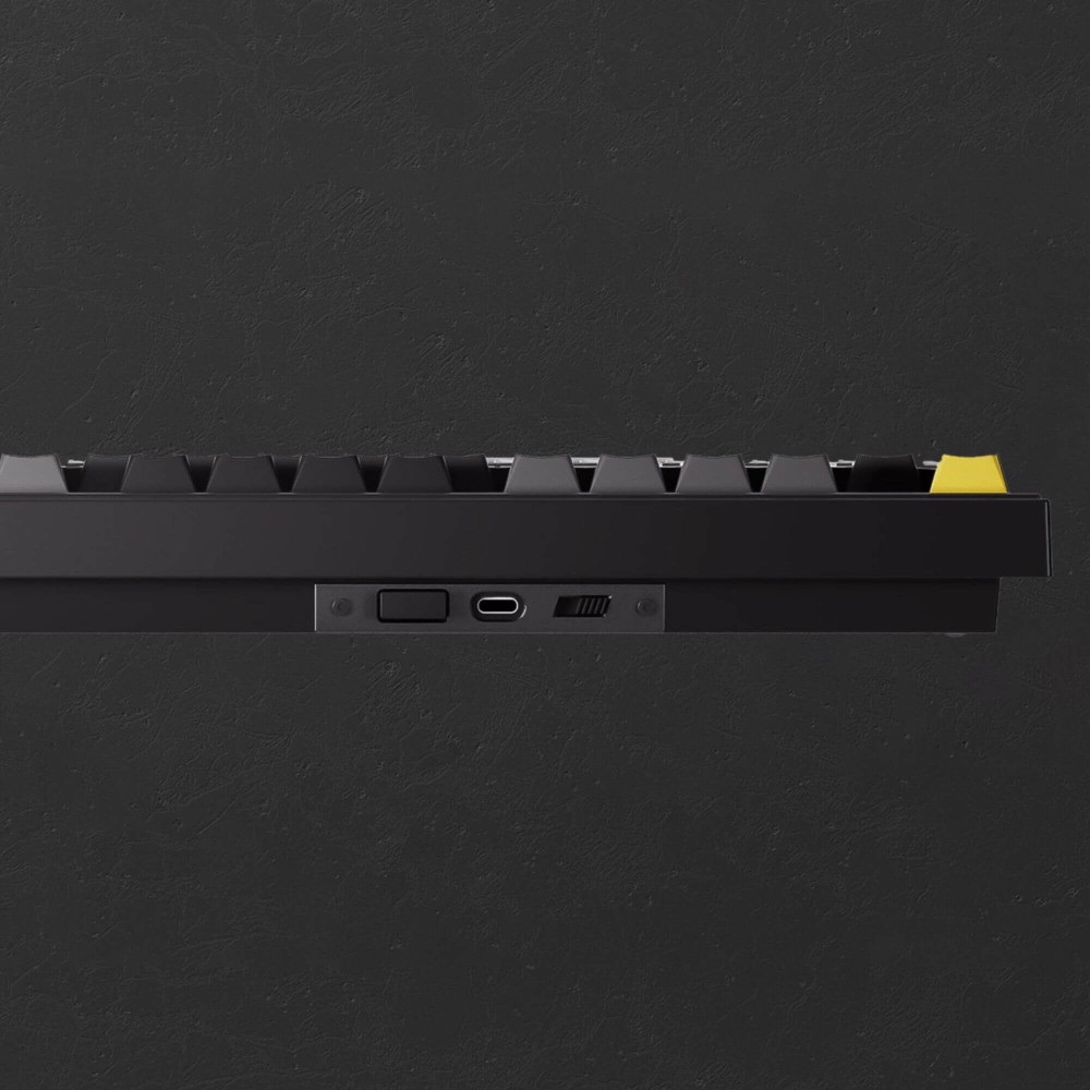 AKKO 5098B Black & Gold – Clavier ANSI avec écran TFT et support de joint d’étanchéité