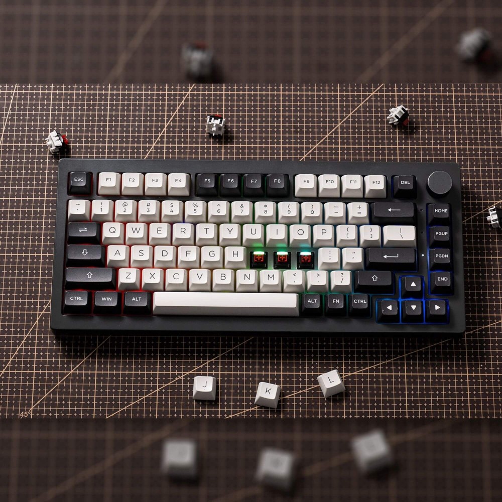 Akko Dracula Linear Switches 35gf – 45 pcs POK Material