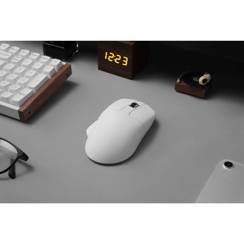 Keychron M7 8K Wireless Mouse – 66 g, PAW3950, 8000 Hz