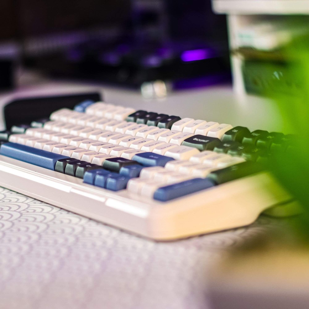 MCHOSE K99 ANSI – 98% Keyboard mit Hyacinth Switches & 4 Farben