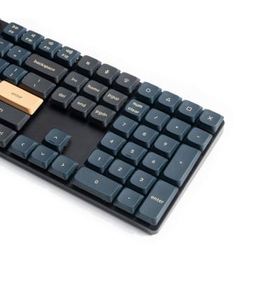 Keychron LSA V2 „Knight“ – Low-Profile Double-Shot PBT (133 Keys)