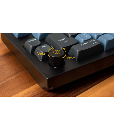 Keychron Q8 Black QMK Brown Switch (ISO-CH) w/Knob