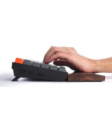 Ergonomic wrist rest made of fine wood for more comfort