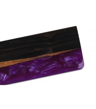 Ergonomic wrist rest made of fine wood for more comfort
