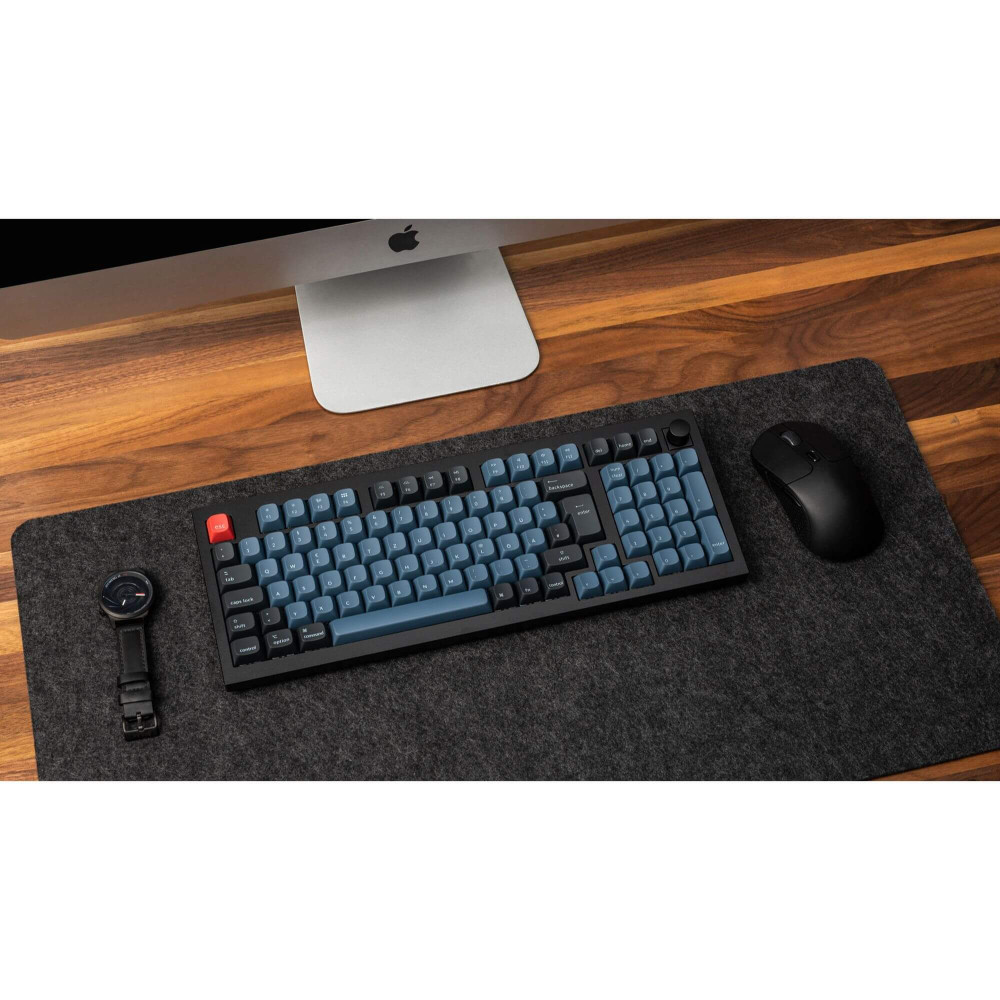 Keychron Q5 Black QMK Red Switch (ISO-CH) w/Knob