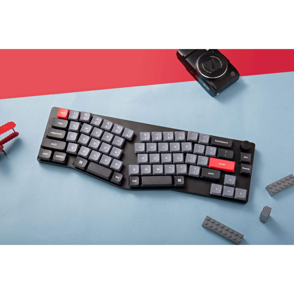 Clavier mécanique Keychron K11 Pro en disposition ergonomique Alice