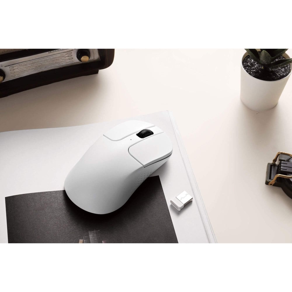 Élargissez votre configuration avec la mini souris sans fil M3 Keychron