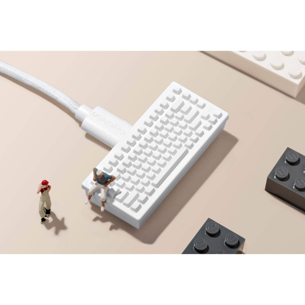 Élargissez votre configuration avec la mini souris sans fil M3 Keychron 4000 Hz